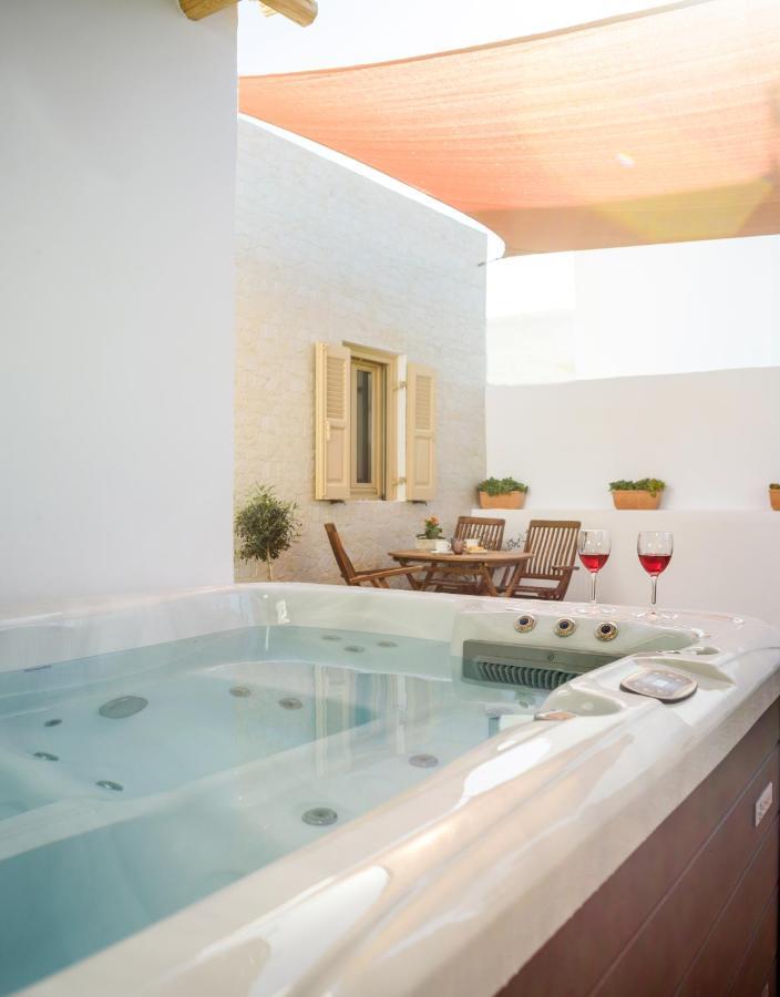 Heart Of Oia - Private House With Jacuzzi Leilighet Eksteriør bilde