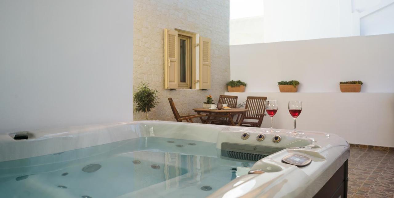 Heart Of Oia - Private House With Jacuzzi Leilighet Eksteriør bilde